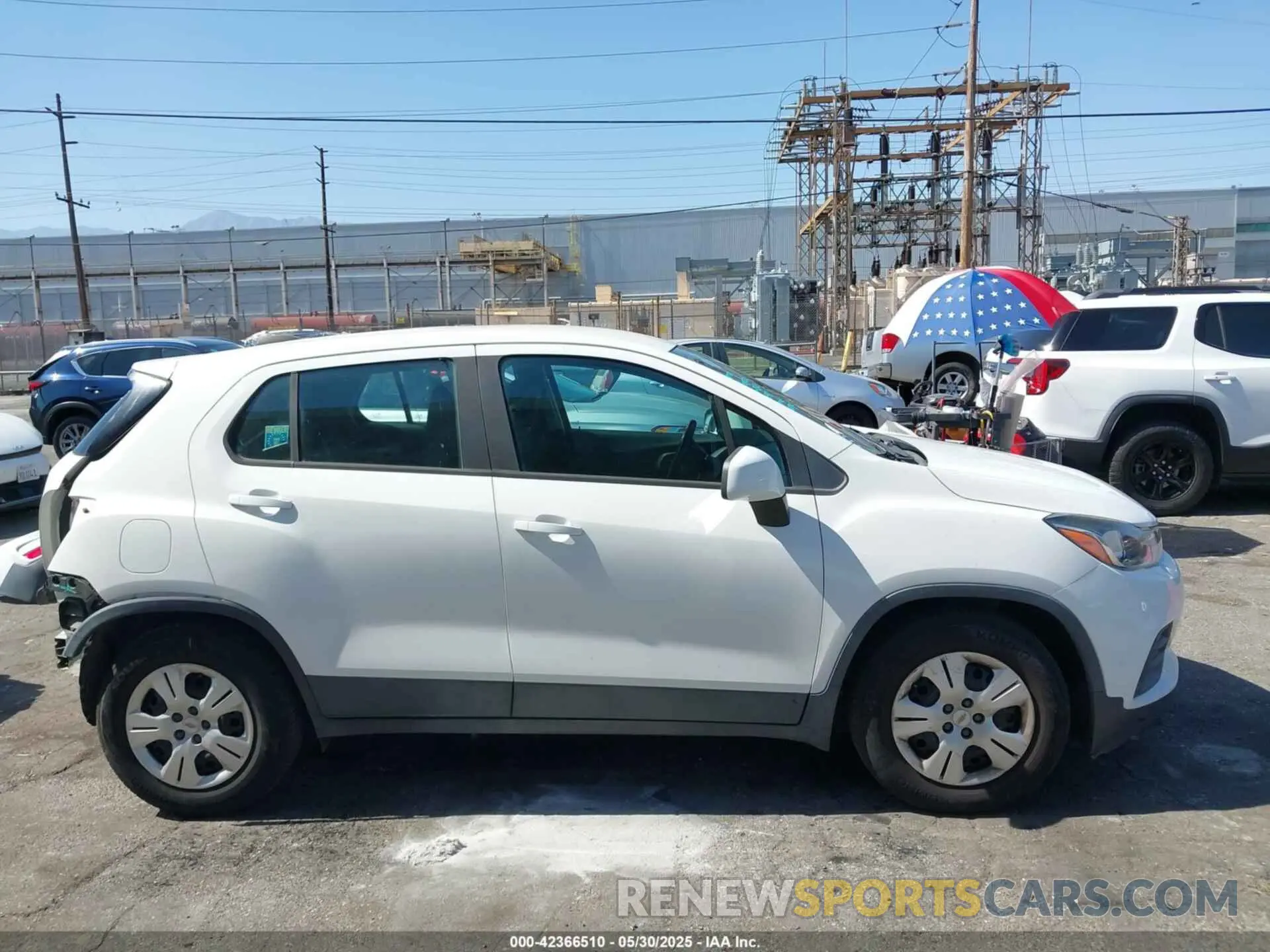 14 Photograph of a damaged car LSGCJKSB6KY008309 CHEVROLET TRAX 2019