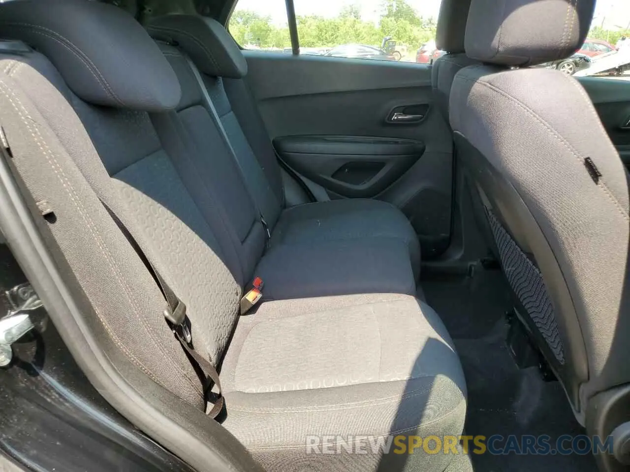 11 Photograph of a damaged car 3GNCJKSB1LL124569 CHEVROLET TRAX 2020