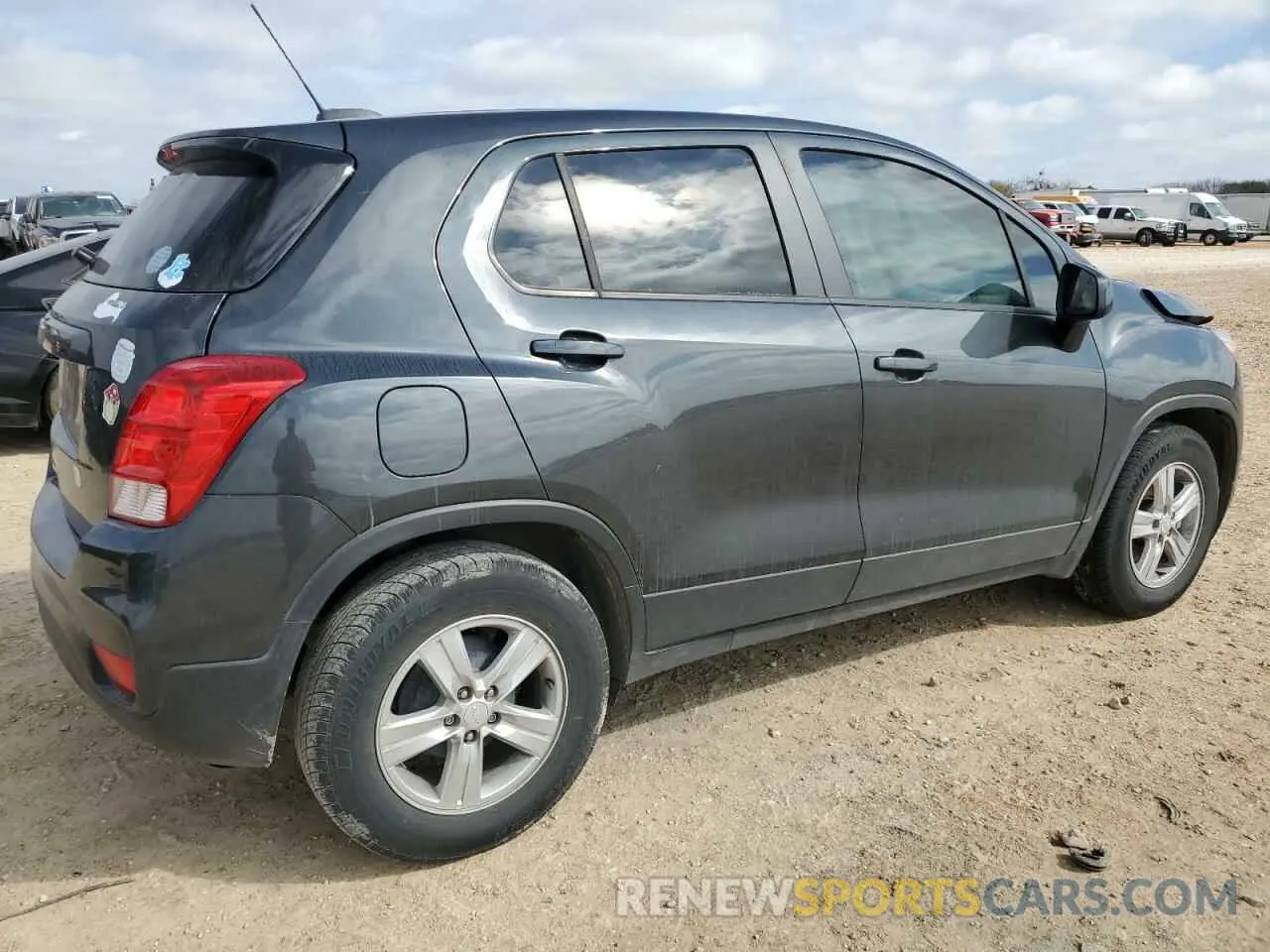 3 Фотография поврежденного автомобиля 3GNCJKSB1LL226826 CHEVROLET TRAX 2020