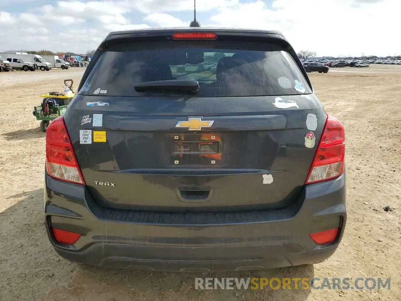 6 Фотография поврежденного автомобиля 3GNCJKSB1LL226826 CHEVROLET TRAX 2020