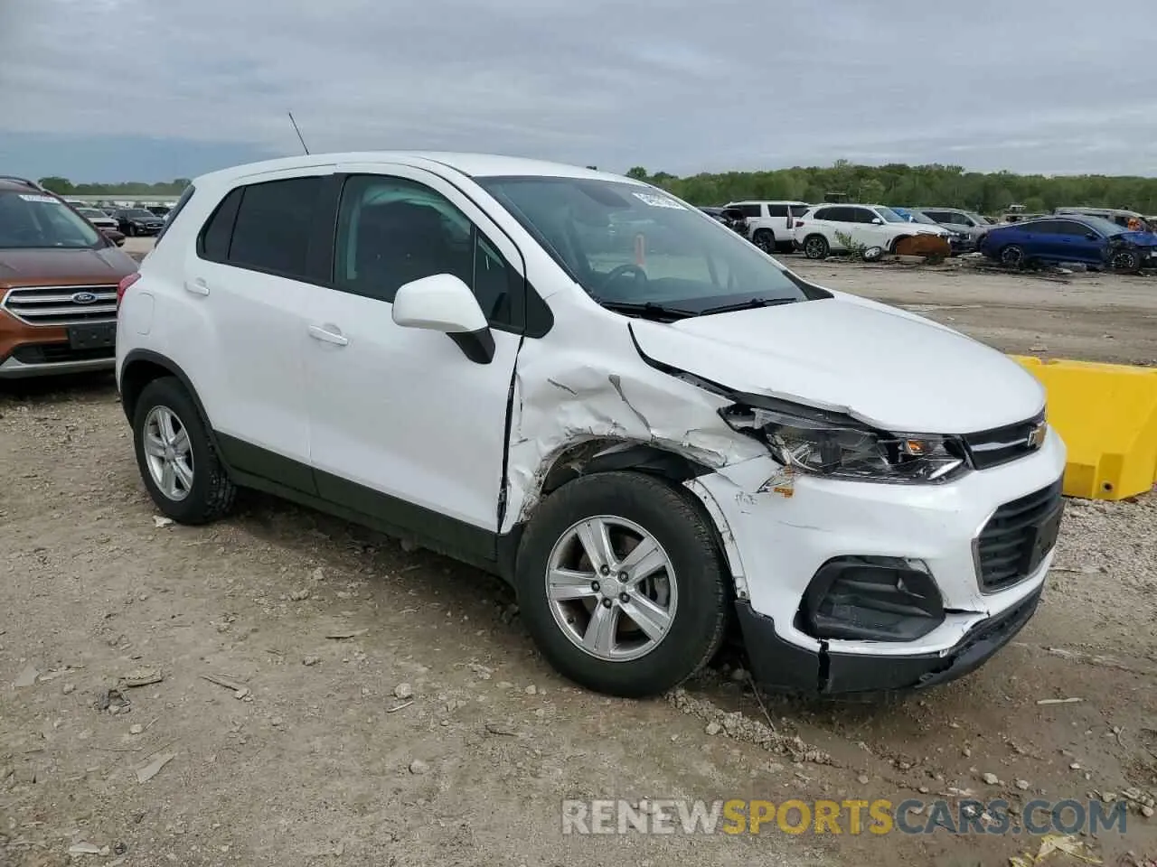 4 Фотография поврежденного автомобиля 3GNCJKSB2LL119140 CHEVROLET TRAX 2020