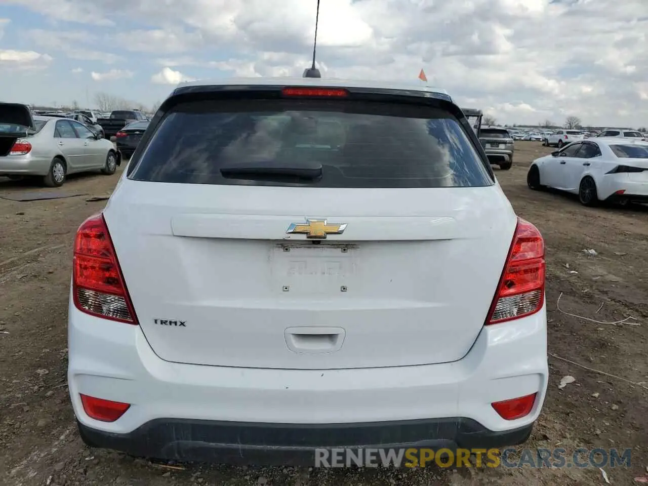 6 Фотография поврежденного автомобиля 3GNCJKSB2LL147410 CHEVROLET TRAX 2020