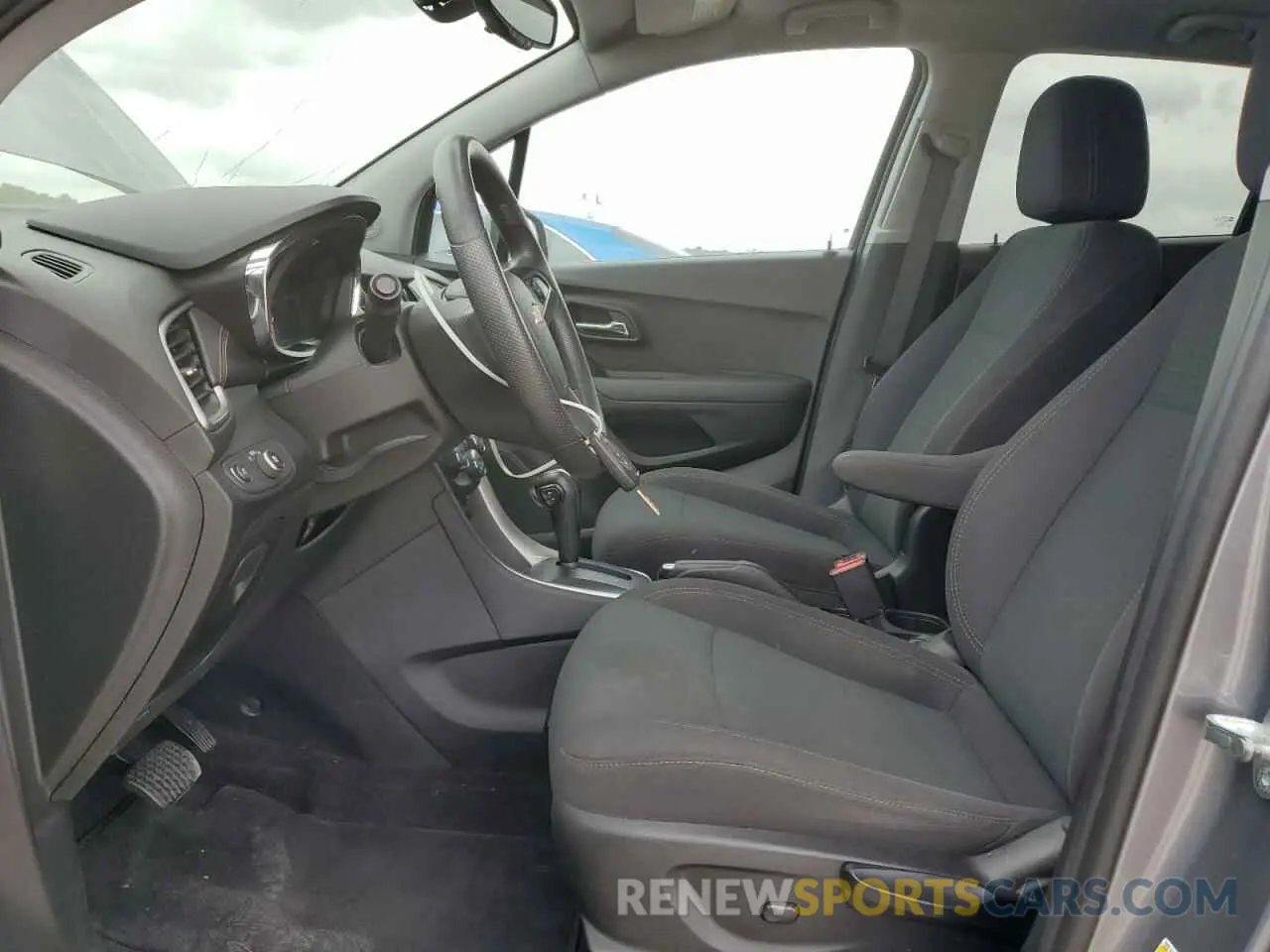 7 Фотография поврежденного автомобиля 3GNCJKSB2LL164319 CHEVROLET TRAX 2020