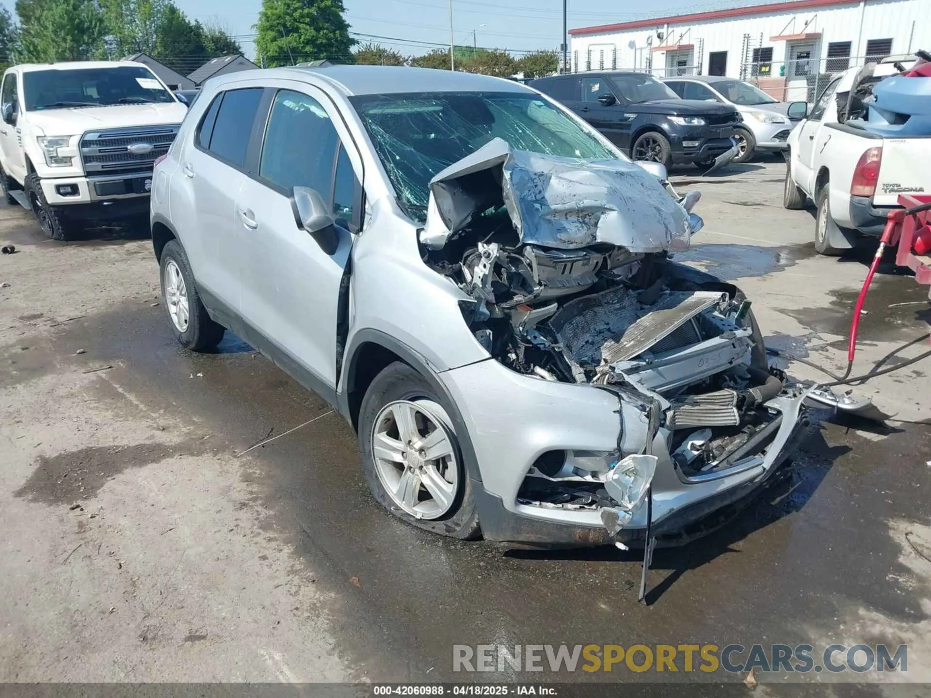 1 Photograph of a damaged car 3GNCJKSB2LL211624 CHEVROLET TRAX 2020