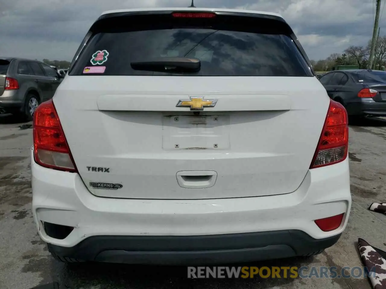 6 Фотография поврежденного автомобиля 3GNCJKSB2LL329799 CHEVROLET TRAX 2020