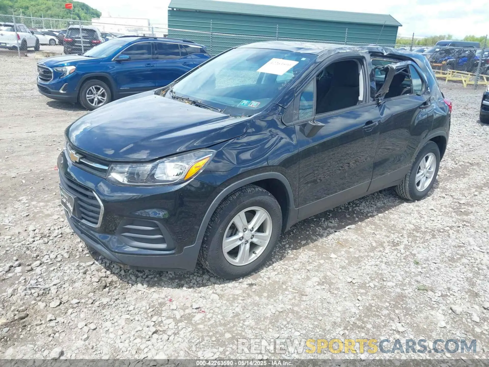 2 Photograph of a damaged car 3GNCJKSB3LL128008 CHEVROLET TRAX 2020