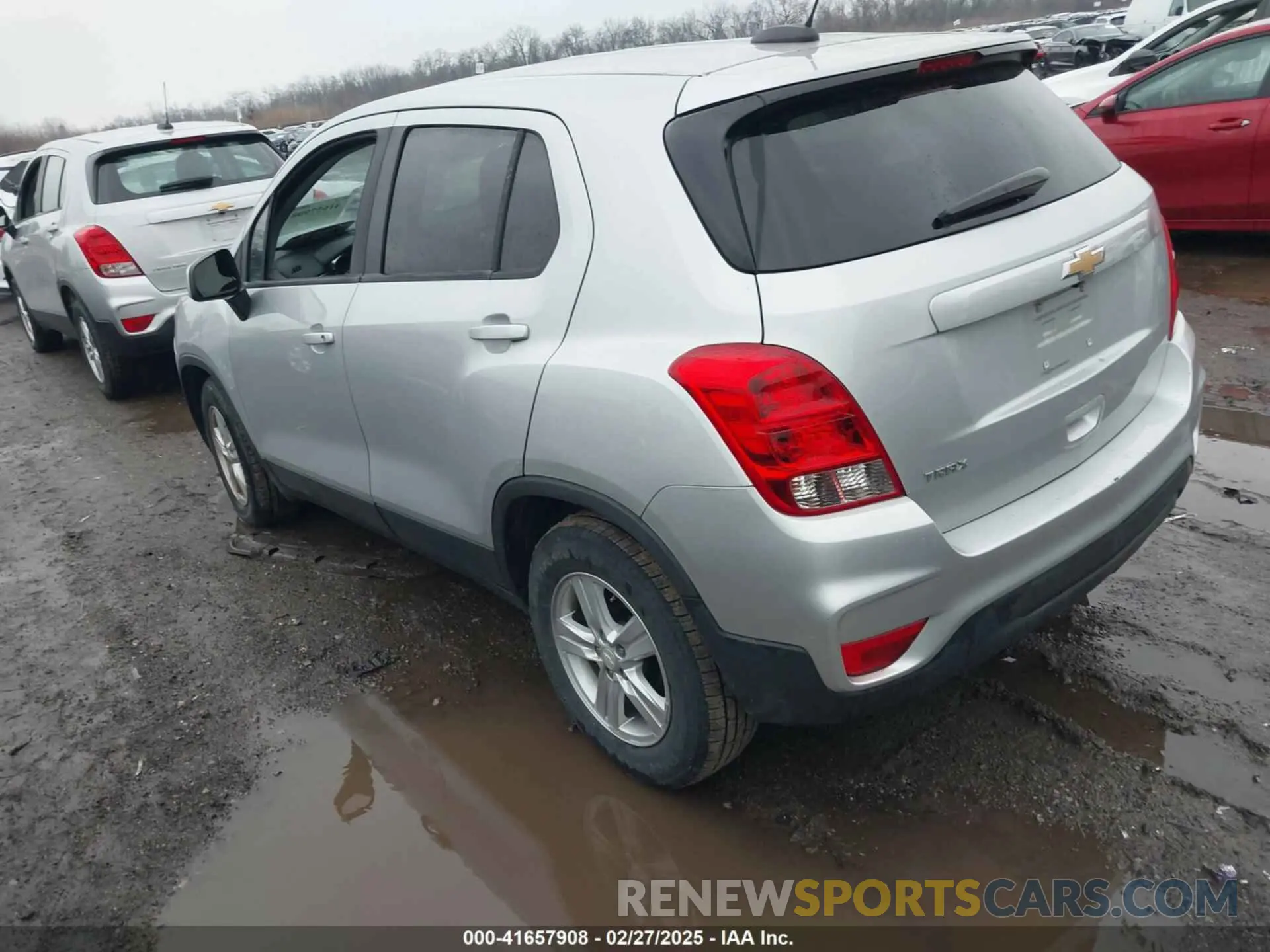 3 Фотография поврежденного автомобиля 3GNCJKSB3LL129210 CHEVROLET TRAX 2020
