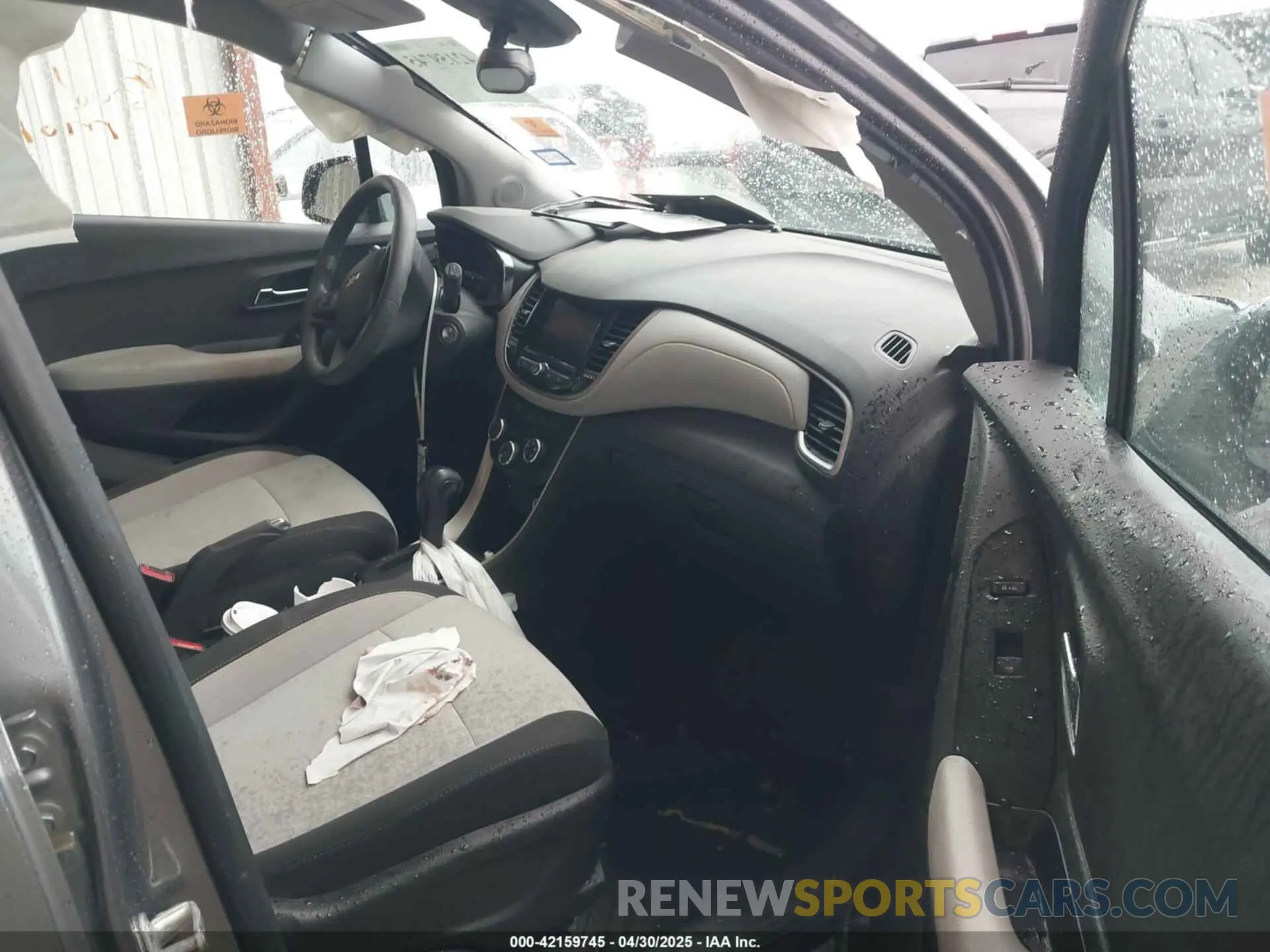 5 Photograph of a damaged car 3GNCJKSB3LL293007 CHEVROLET TRAX 2020