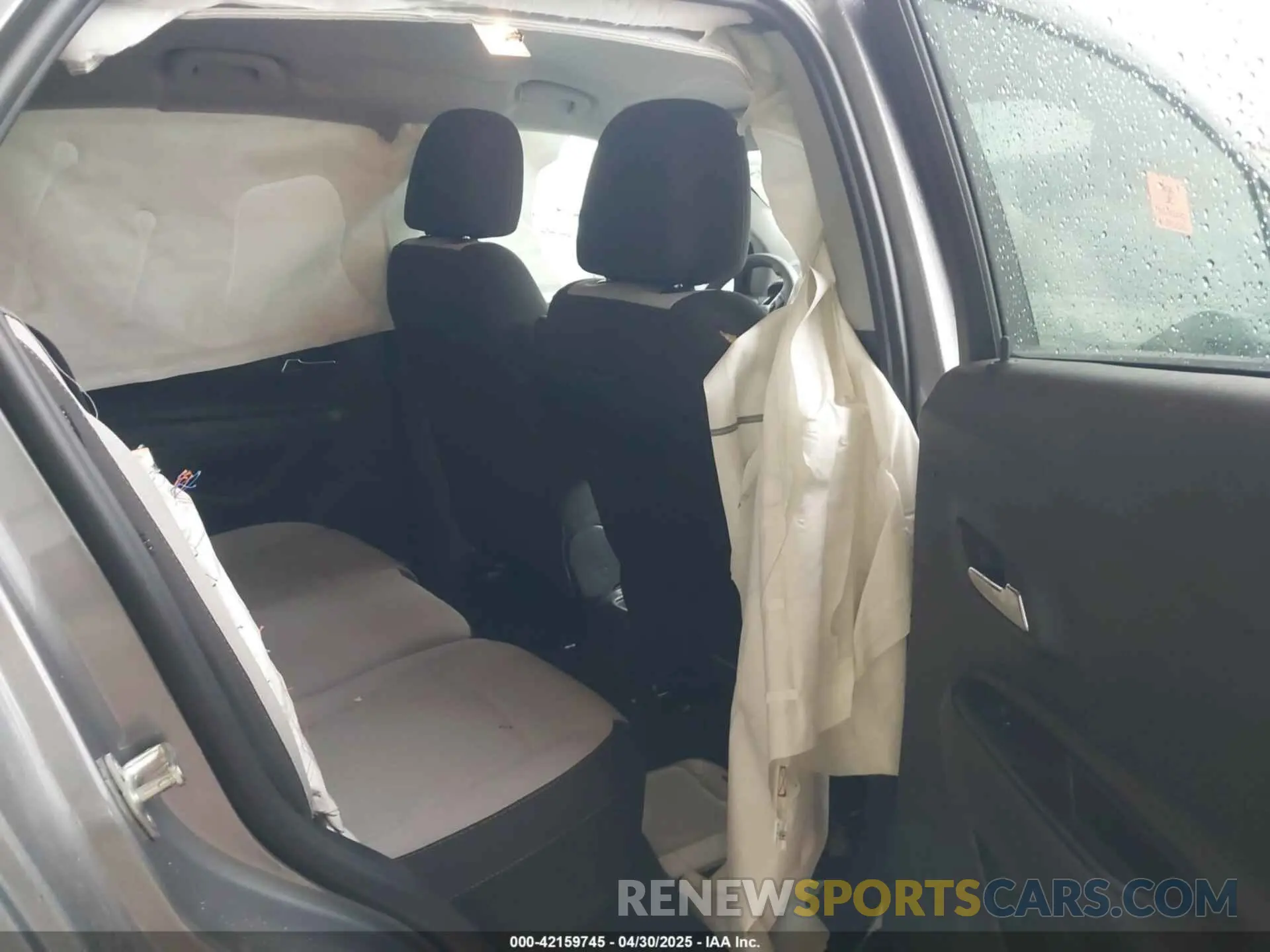 8 Photograph of a damaged car 3GNCJKSB3LL293007 CHEVROLET TRAX 2020