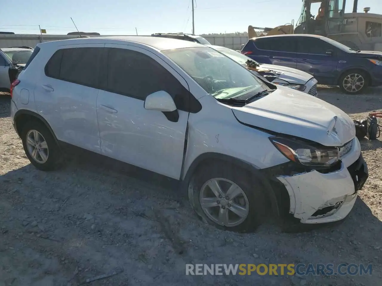 4 Фотография поврежденного автомобиля 3GNCJKSB4LL128762 CHEVROLET TRAX 2020