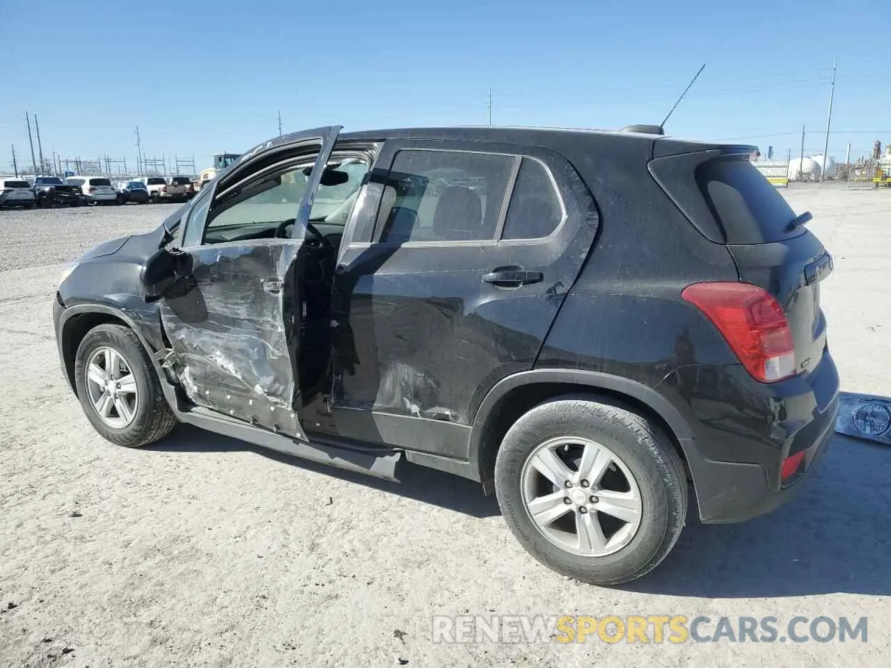 2 Фотография поврежденного автомобиля 3GNCJKSB4LL130785 CHEVROLET TRAX 2020