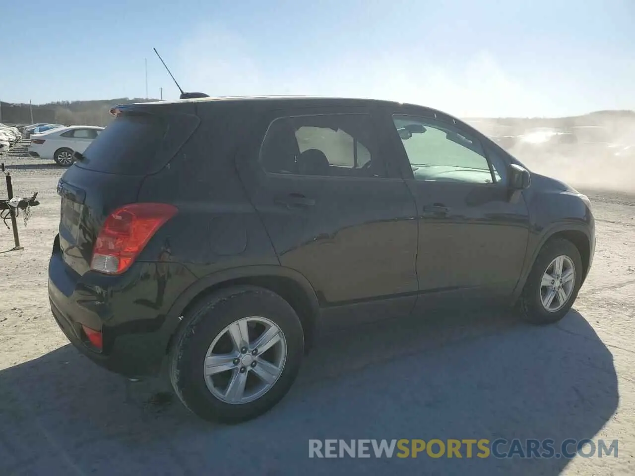 3 Фотография поврежденного автомобиля 3GNCJKSB4LL130785 CHEVROLET TRAX 2020