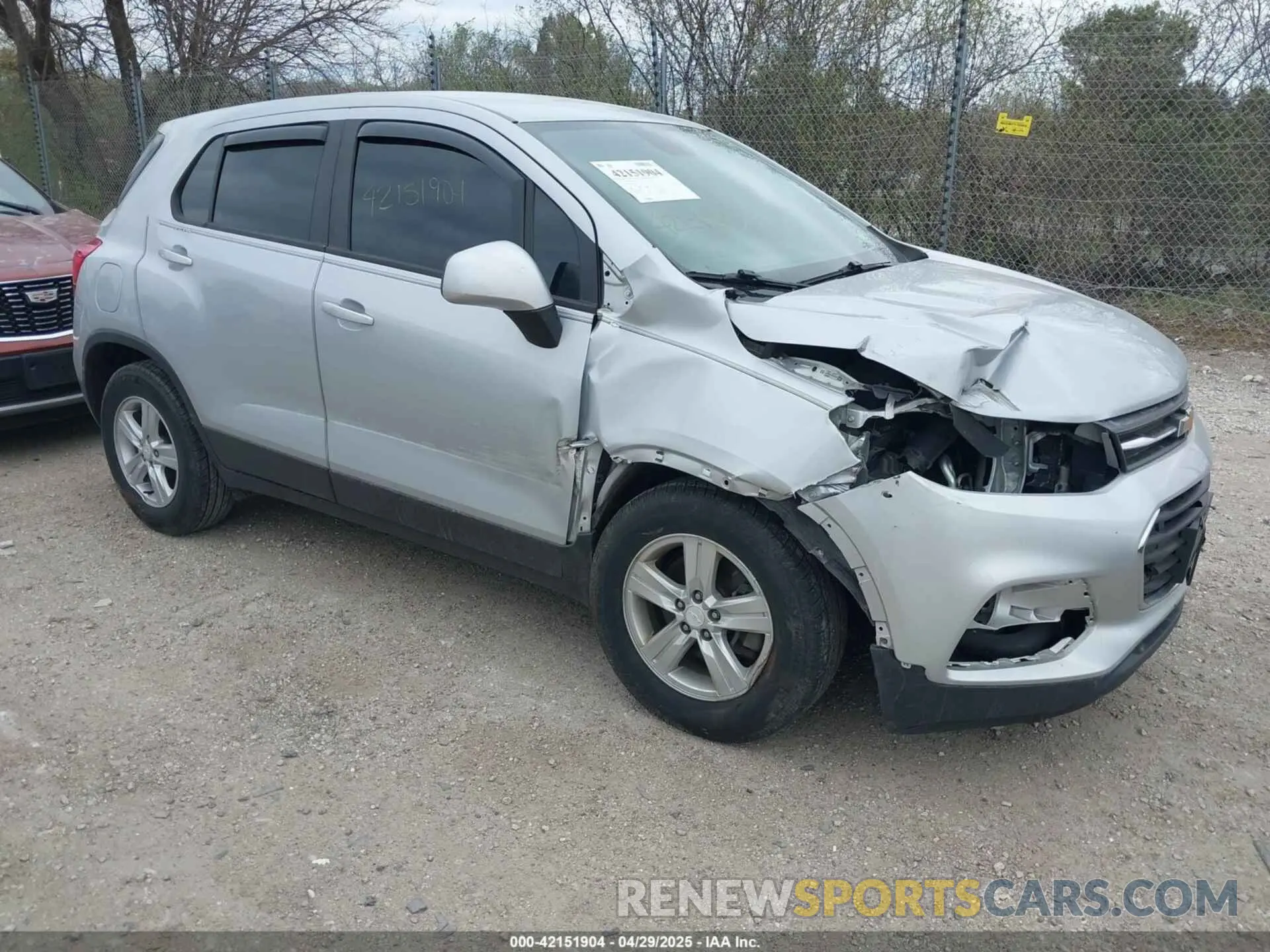1 Photograph of a damaged car 3GNCJKSB4LL305522 CHEVROLET TRAX 2020