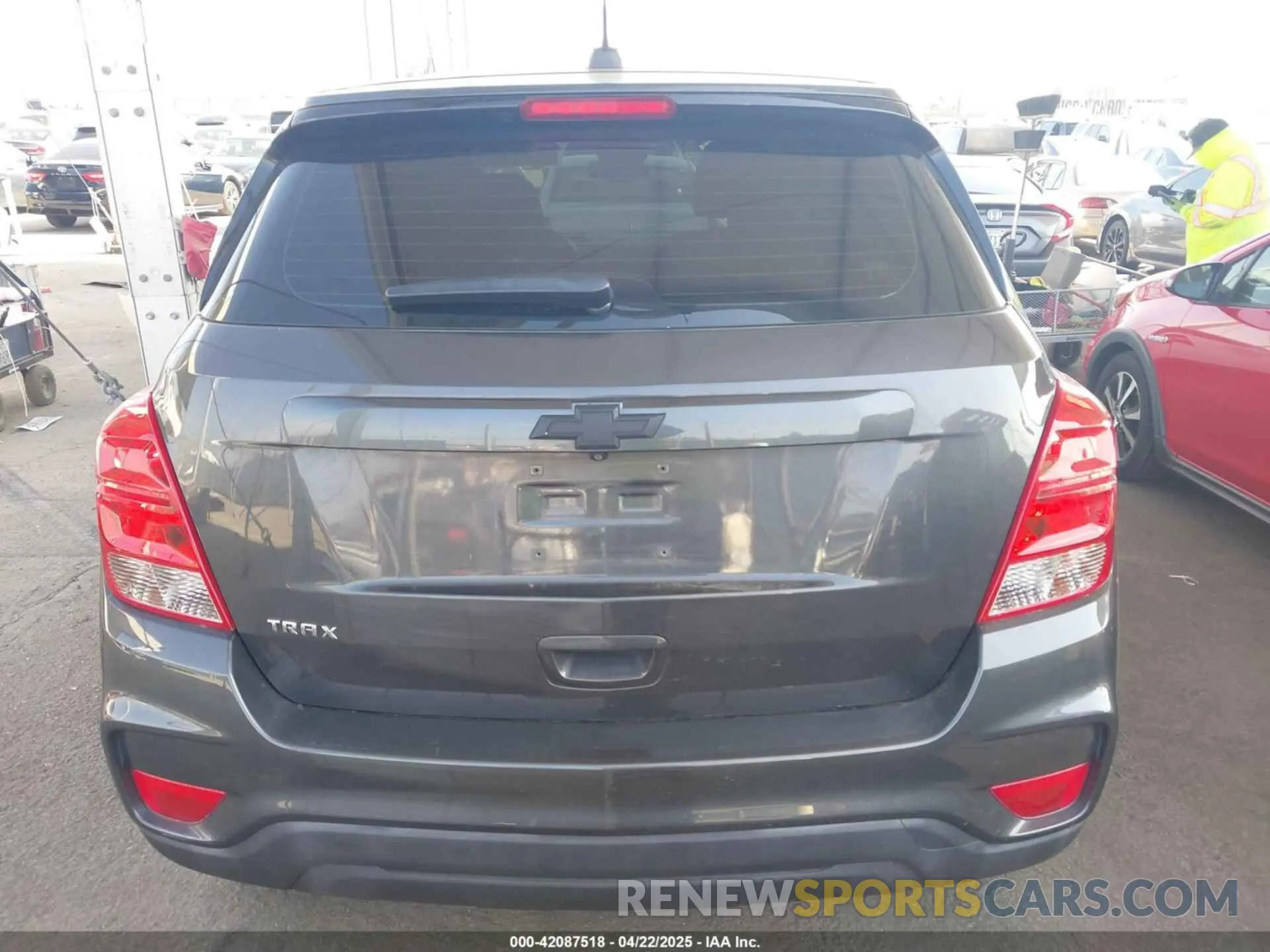 16 Photograph of a damaged car 3GNCJKSB5LL135378 CHEVROLET TRAX 2020