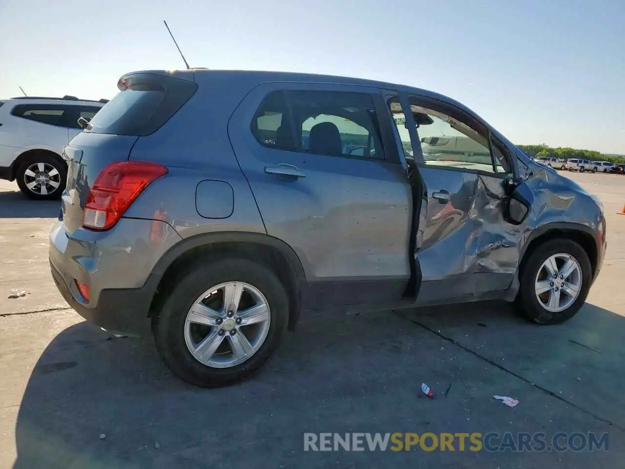 3 Photograph of a damaged car 3GNCJKSB5LL159079 CHEVROLET TRAX 2020