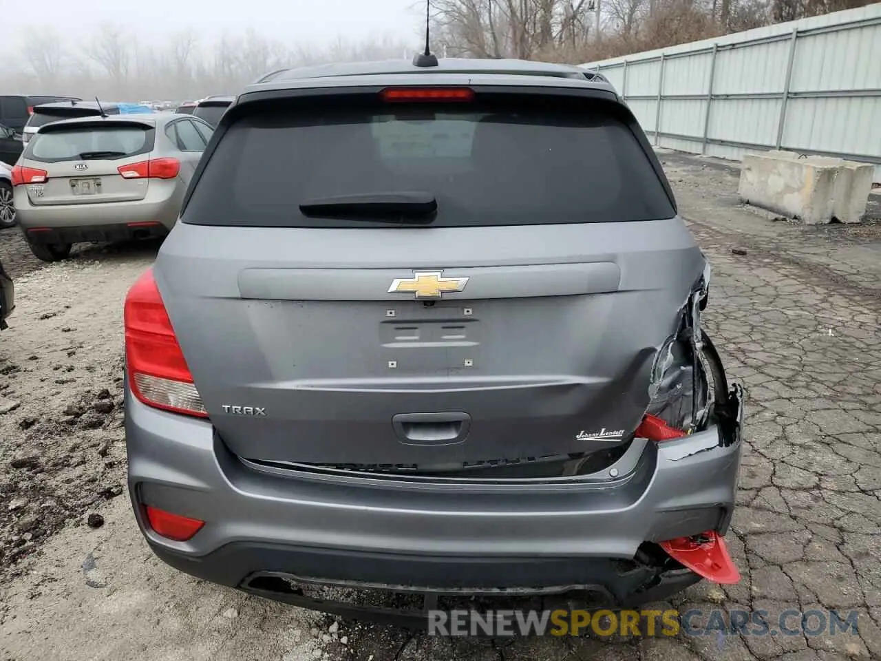 6 Фотография поврежденного автомобиля 3GNCJKSB5LL178666 CHEVROLET TRAX 2020