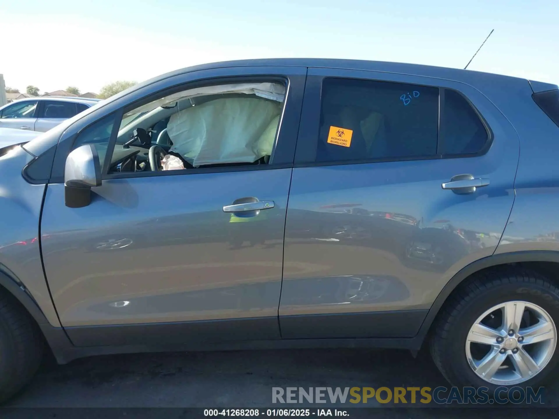 13 Фотография поврежденного автомобиля 3GNCJKSB5LL196536 CHEVROLET TRAX 2020