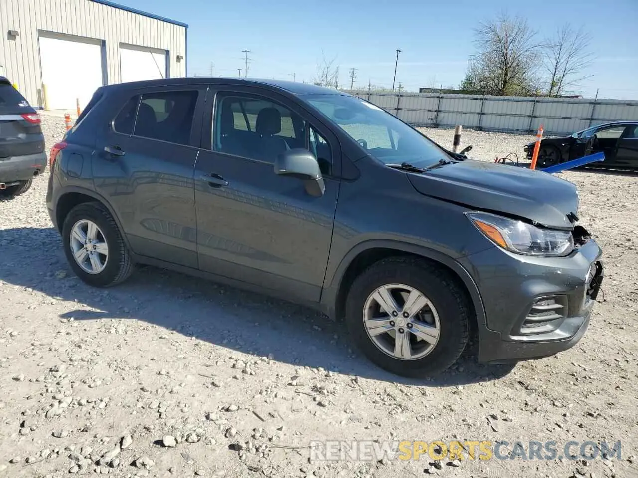 4 Фотография поврежденного автомобиля 3GNCJKSB6LL191832 CHEVROLET TRAX 2020