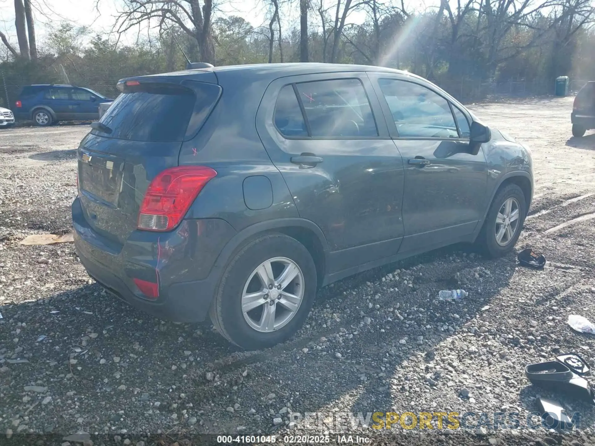 4 Фотография поврежденного автомобиля 3GNCJKSB7LL126262 CHEVROLET TRAX 2020