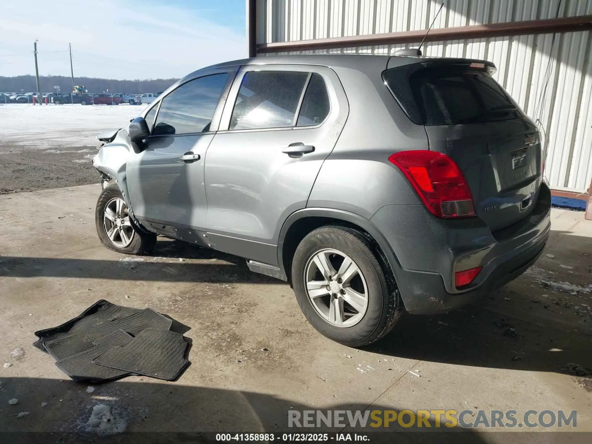 3 Photograph of a damaged car 3GNCJKSB7LL286075 CHEVROLET TRAX 2020