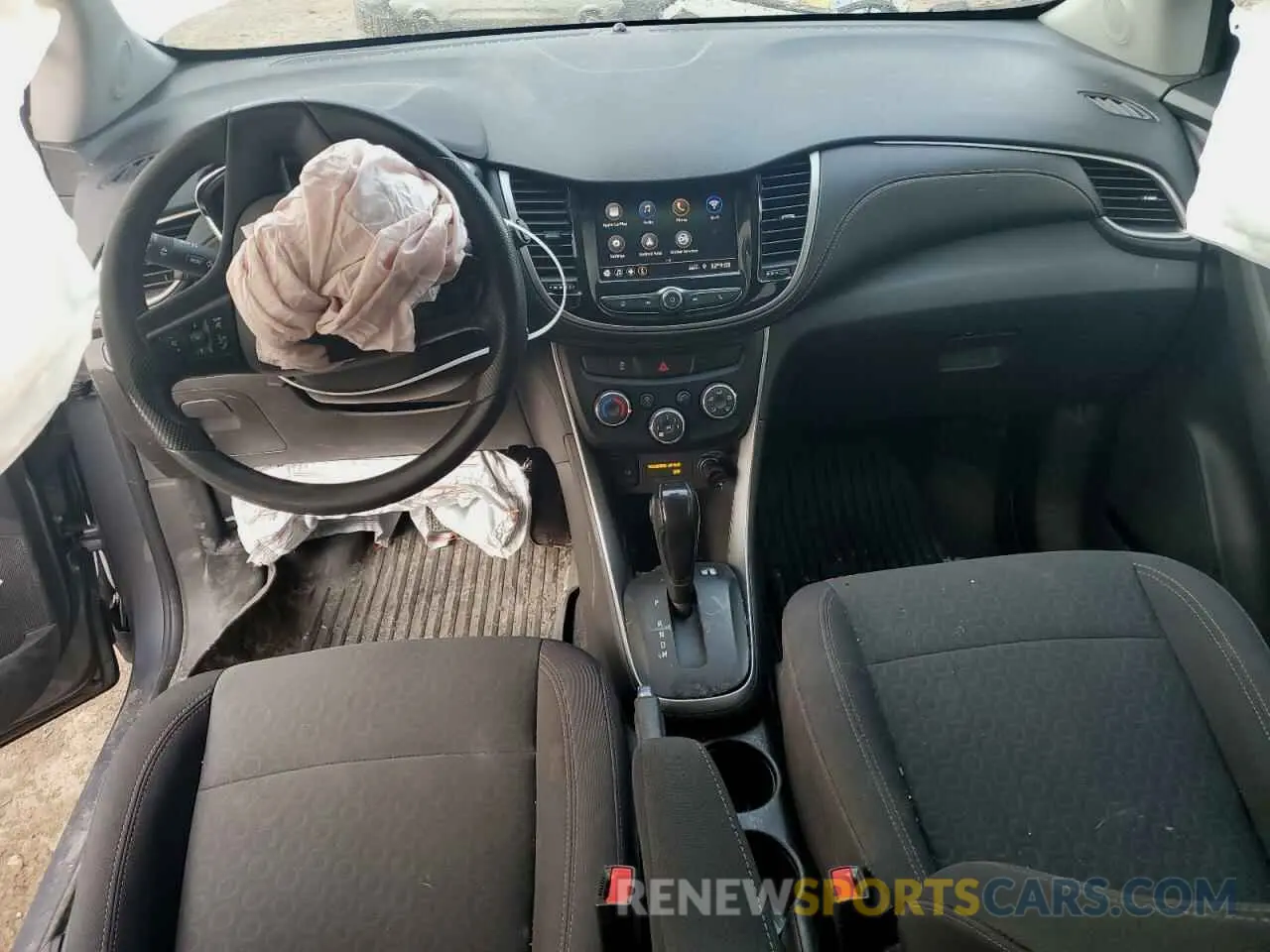 8 Photograph of a damaged car 3GNCJKSB7LL315171 CHEVROLET TRAX 2020