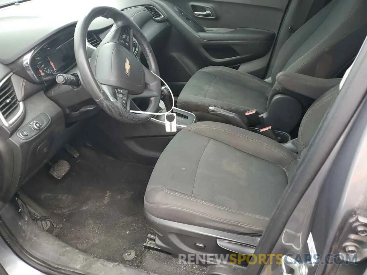 7 Photograph of a damaged car 3GNCJKSB8LL272024 CHEVROLET TRAX 2020