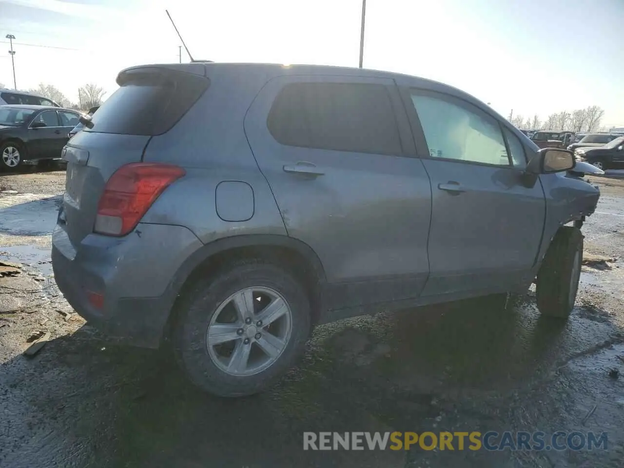 3 Фотография поврежденного автомобиля 3GNCJKSB9LL157657 CHEVROLET TRAX 2020