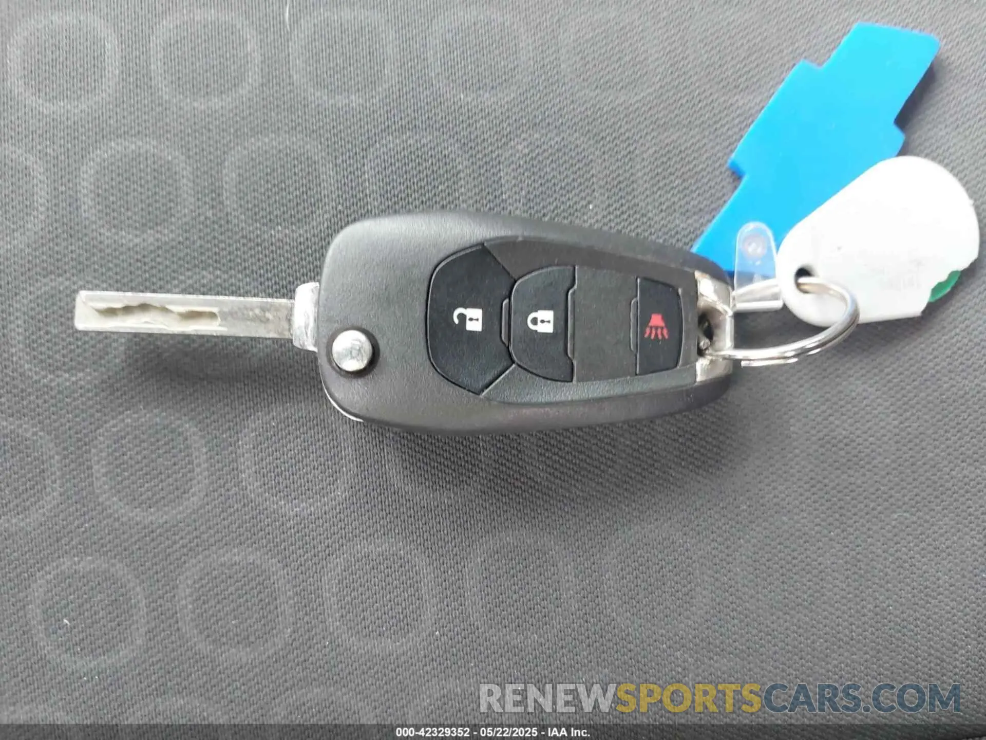 11 Photograph of a damaged car 3GNCJKSBXLL175343 CHEVROLET TRAX 2020