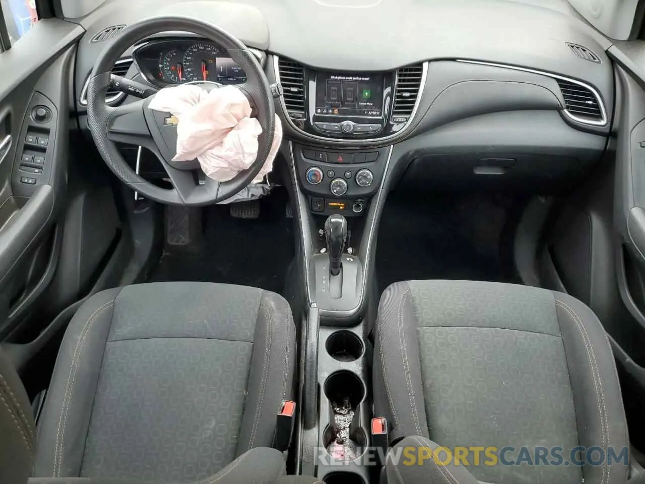 8 Фотография поврежденного автомобиля 3GNCJKSBXLL178226 CHEVROLET TRAX 2020