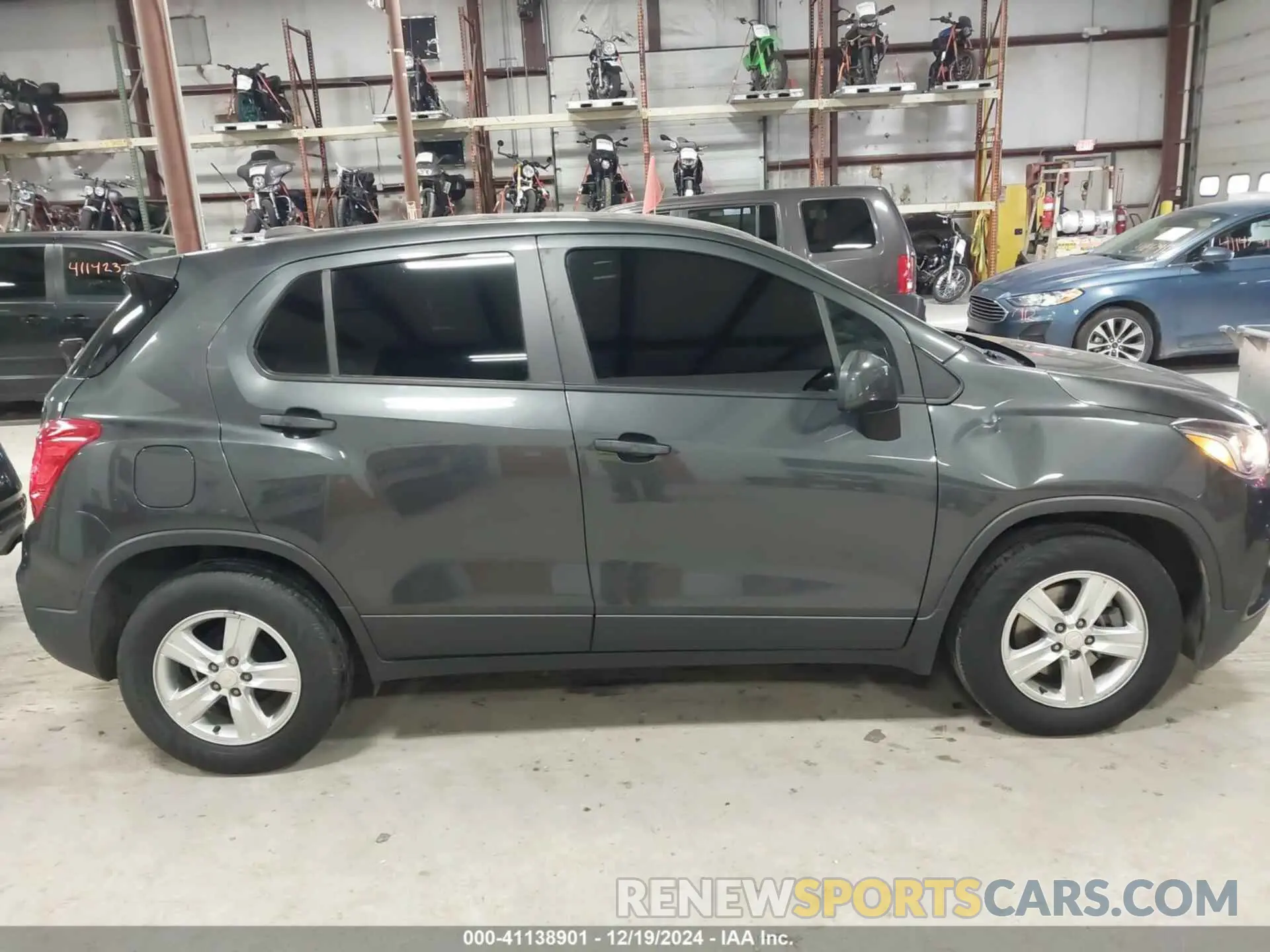 13 Фотография поврежденного автомобиля 3GNCJKSBXLL192871 CHEVROLET TRAX 2020