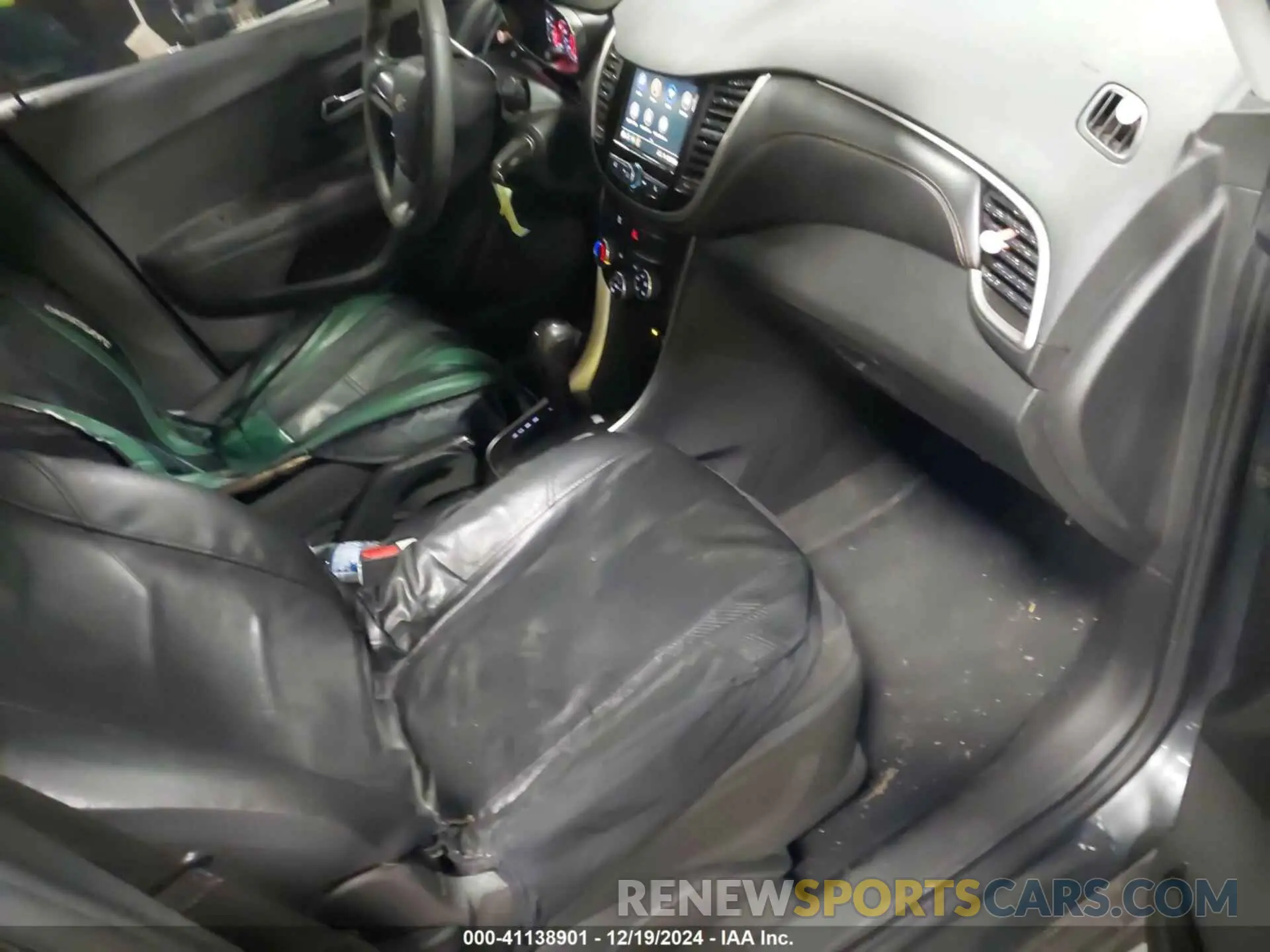 5 Фотография поврежденного автомобиля 3GNCJKSBXLL192871 CHEVROLET TRAX 2020