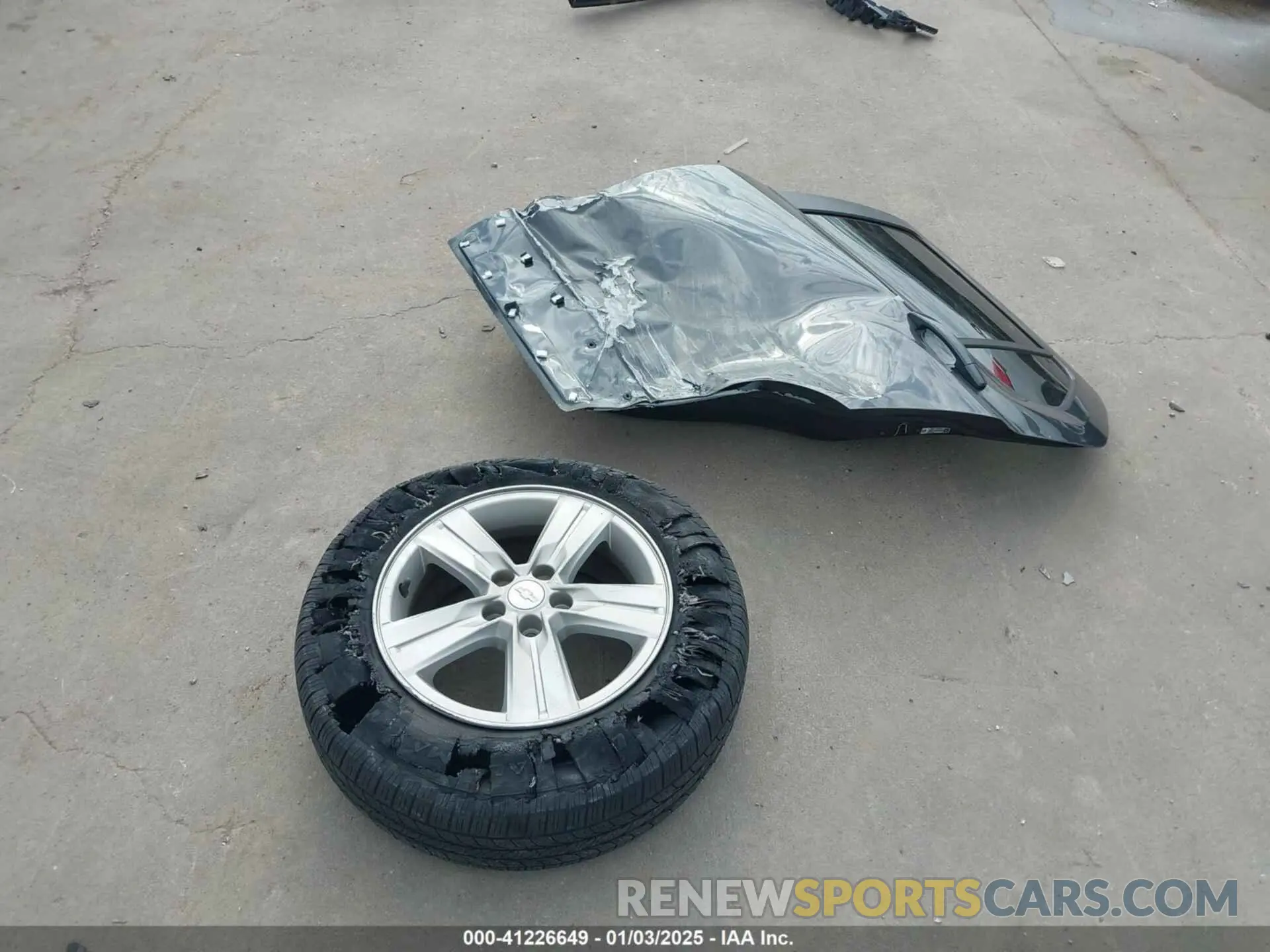 12 Photograph of a damaged car 3GNCJKSBXLL198895 CHEVROLET TRAX 2020