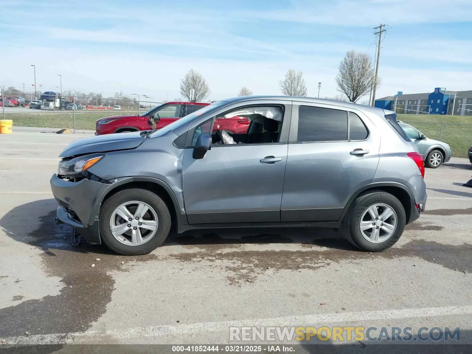15 Photograph of a damaged car 3GNCJKSBXLL230292 CHEVROLET TRAX 2020