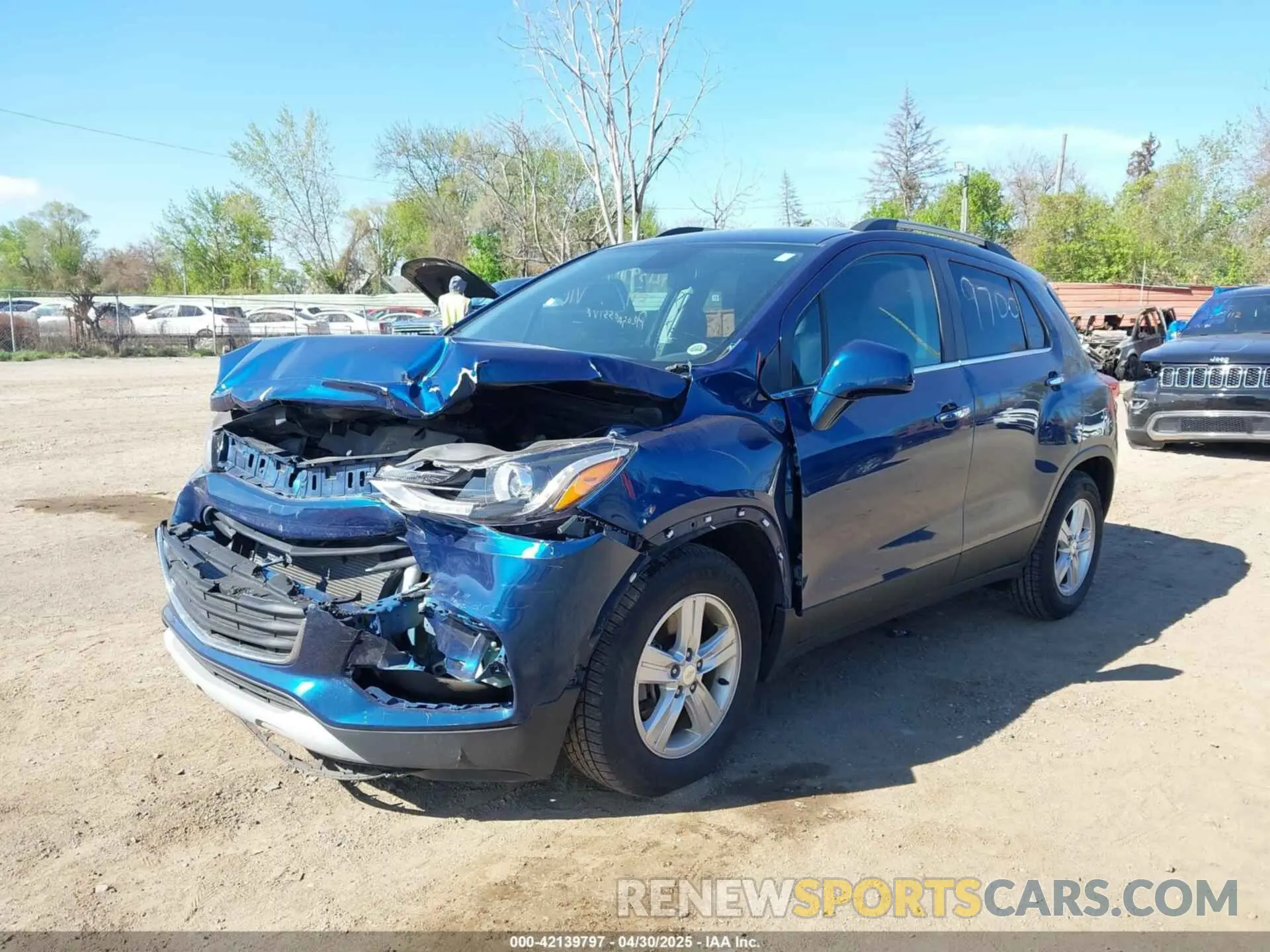 2 Фотография поврежденного автомобиля 3GNCJLSB0LL109700 CHEVROLET TRAX 2020