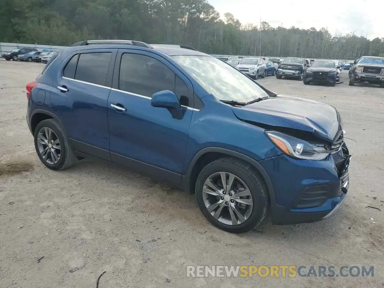 4 Photograph of a damaged car 3GNCJLSB0LL278941 CHEVROLET TRAX 2020