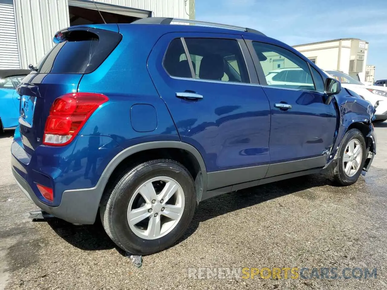 3 Photograph of a damaged car 3GNCJLSB1LL141376 CHEVROLET TRAX 2020