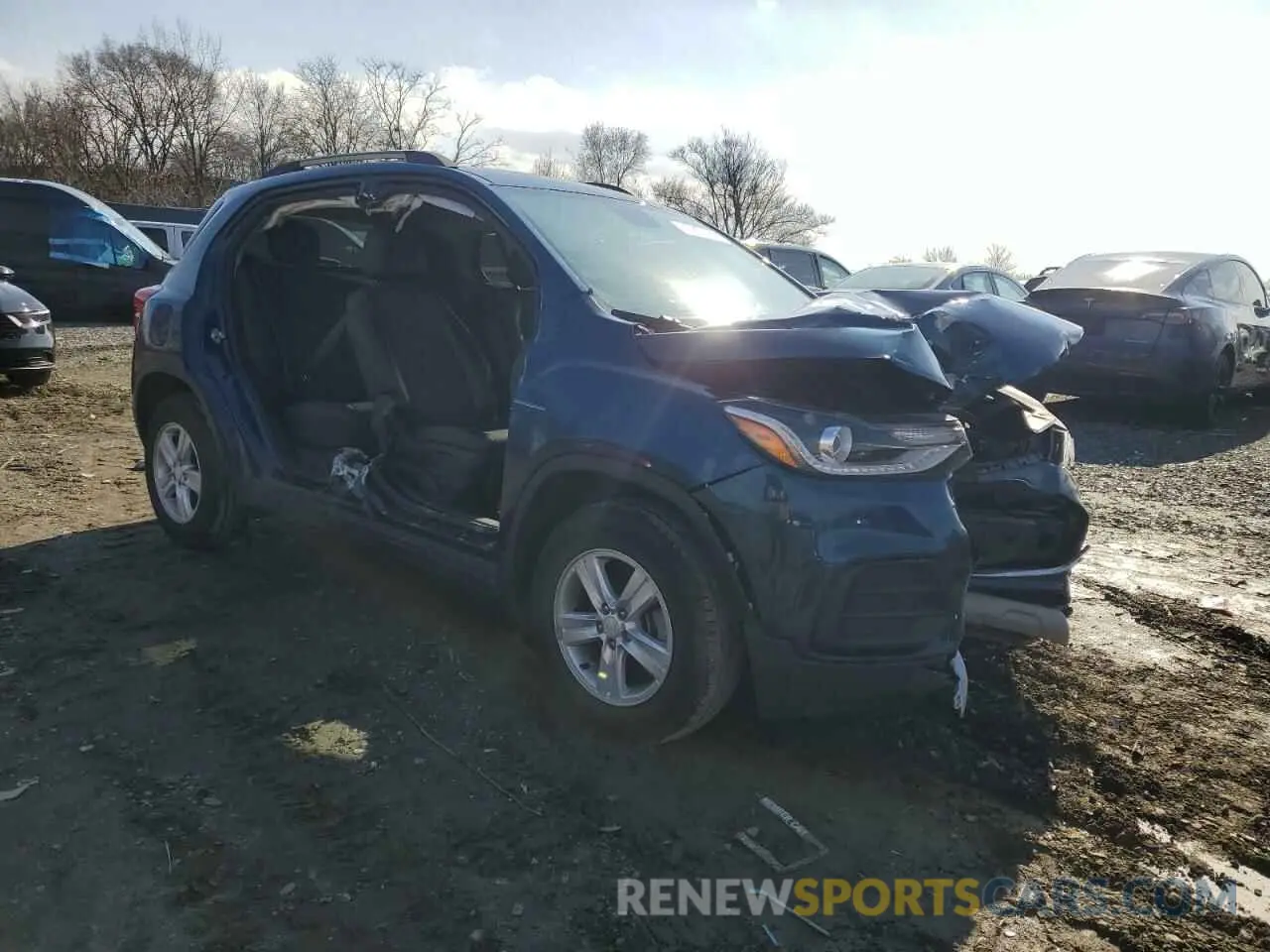 4 Photograph of a damaged car 3GNCJLSB1LL153933 CHEVROLET TRAX 2020