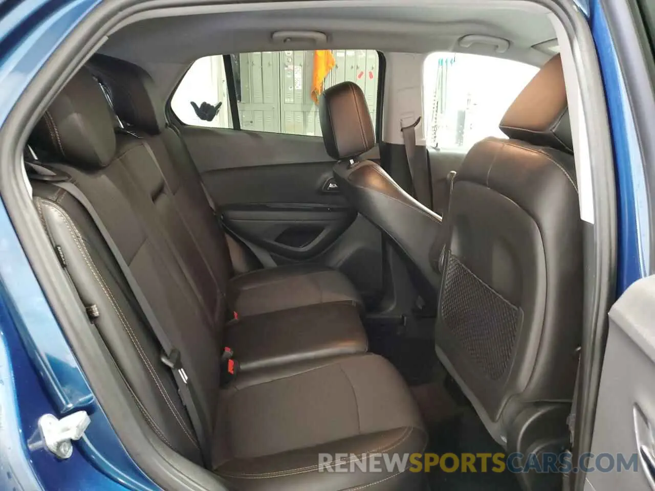 11 Photograph of a damaged car 3GNCJLSB2LL334314 CHEVROLET TRAX 2020