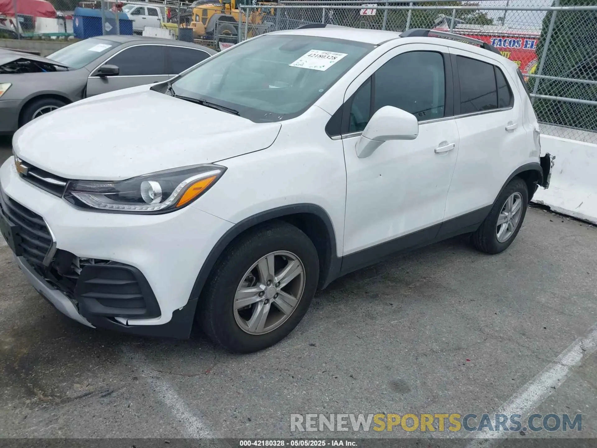 2 Фотография поврежденного автомобиля 3GNCJLSB3LL232259 CHEVROLET TRAX 2020