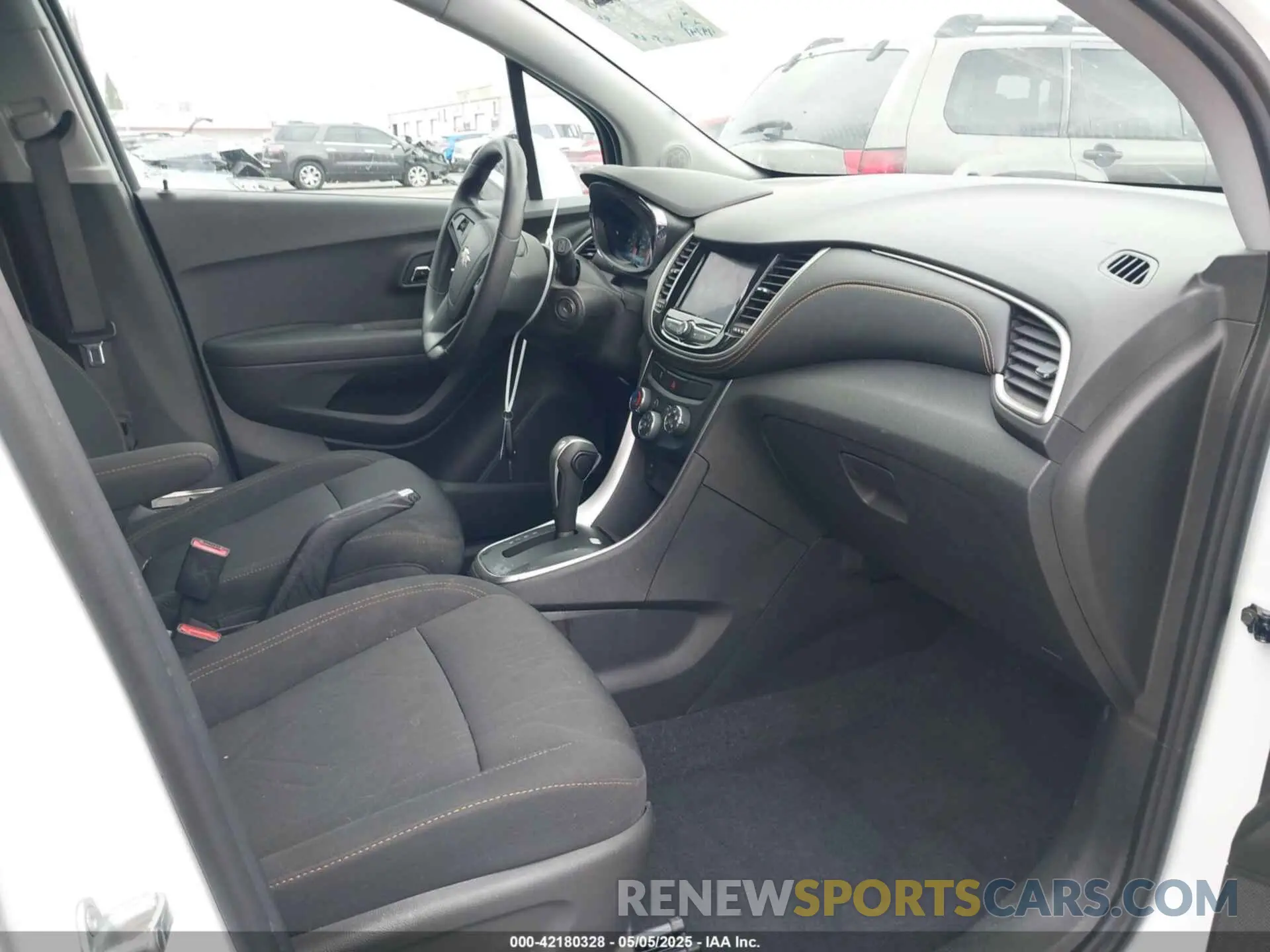 5 Фотография поврежденного автомобиля 3GNCJLSB3LL232259 CHEVROLET TRAX 2020