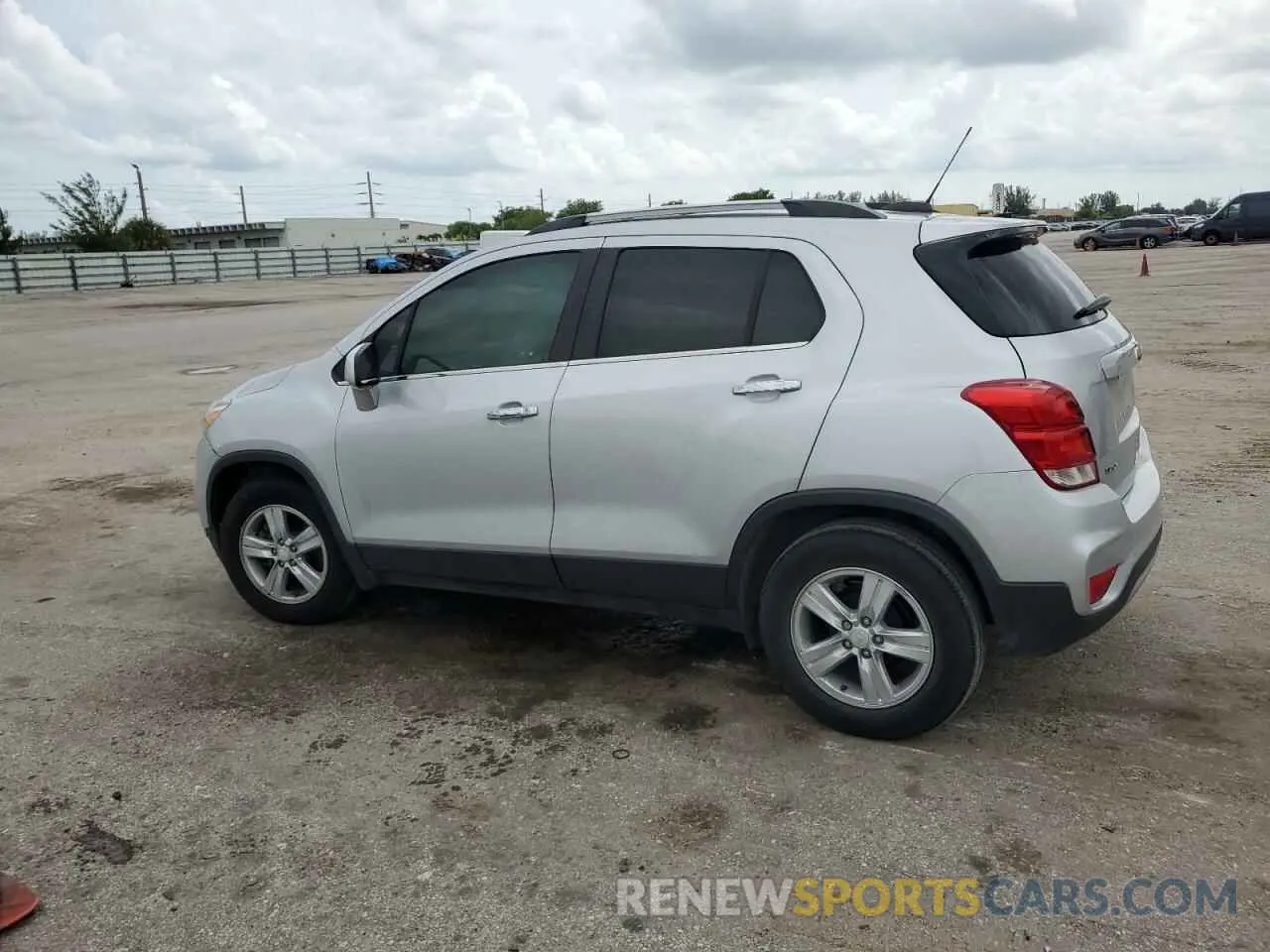 2 Фотография поврежденного автомобиля 3GNCJLSB3LL288296 CHEVROLET TRAX 2020