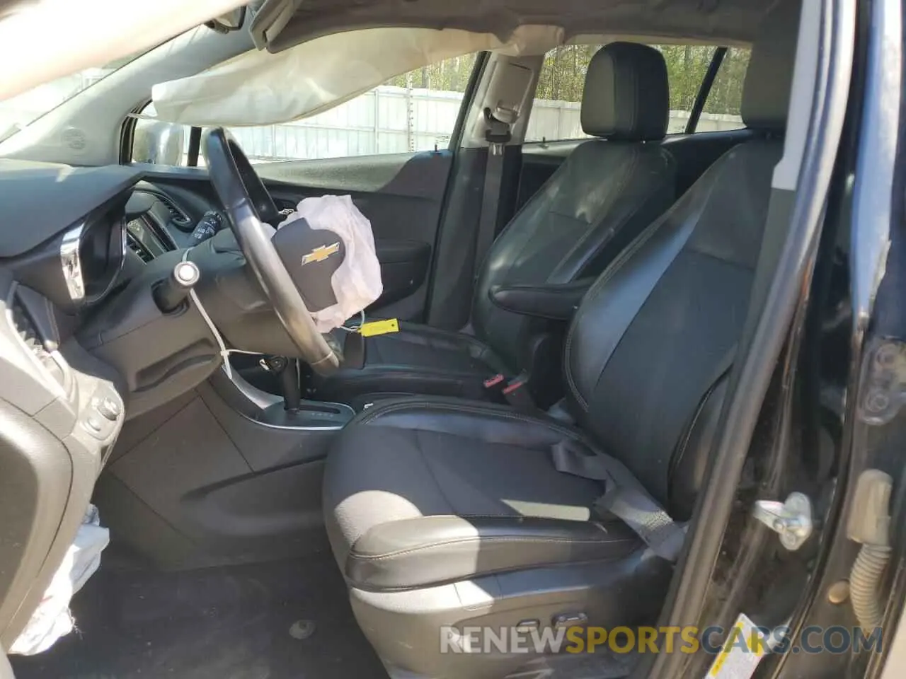 7 Фотография поврежденного автомобиля 3GNCJLSB3LL301712 CHEVROLET TRAX 2020