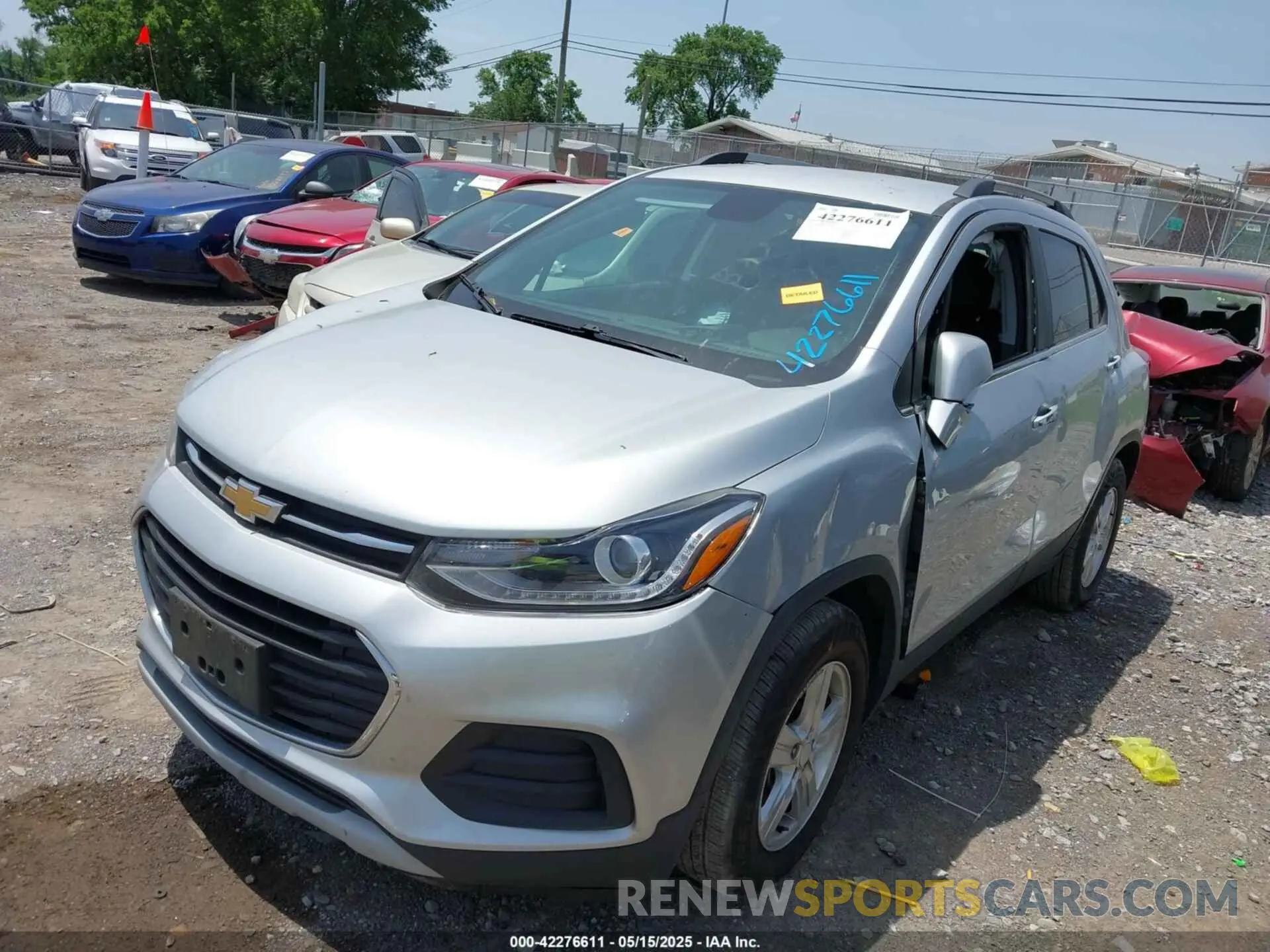 6 Photograph of a damaged car 3GNCJLSB4LL261950 CHEVROLET TRAX 2020