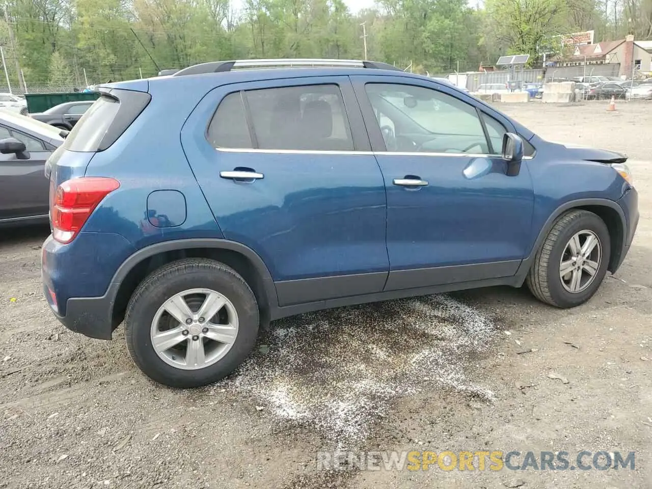 3 Photograph of a damaged car 3GNCJLSB4LL317899 CHEVROLET TRAX 2020