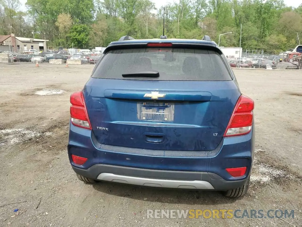 6 Photograph of a damaged car 3GNCJLSB4LL317899 CHEVROLET TRAX 2020