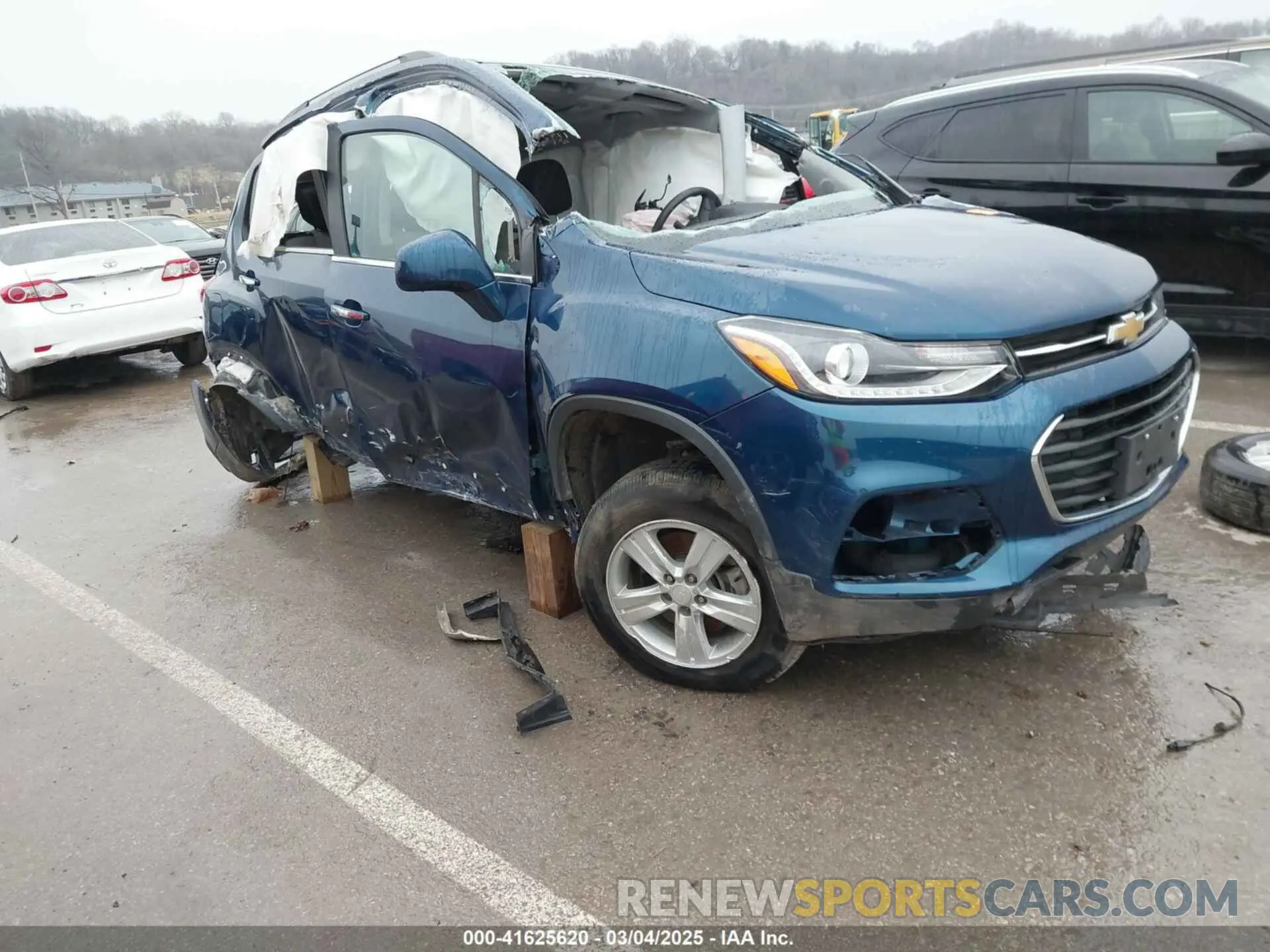 1 Photograph of a damaged car 3GNCJLSB4LL329096 CHEVROLET TRAX 2020