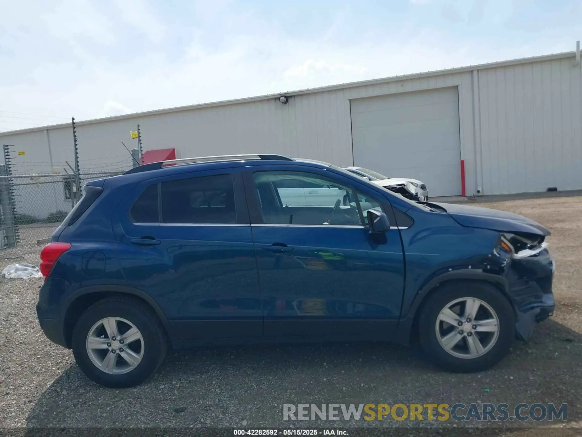 12 Фотография поврежденного автомобиля 3GNCJLSB5LL161632 CHEVROLET TRAX 2020
