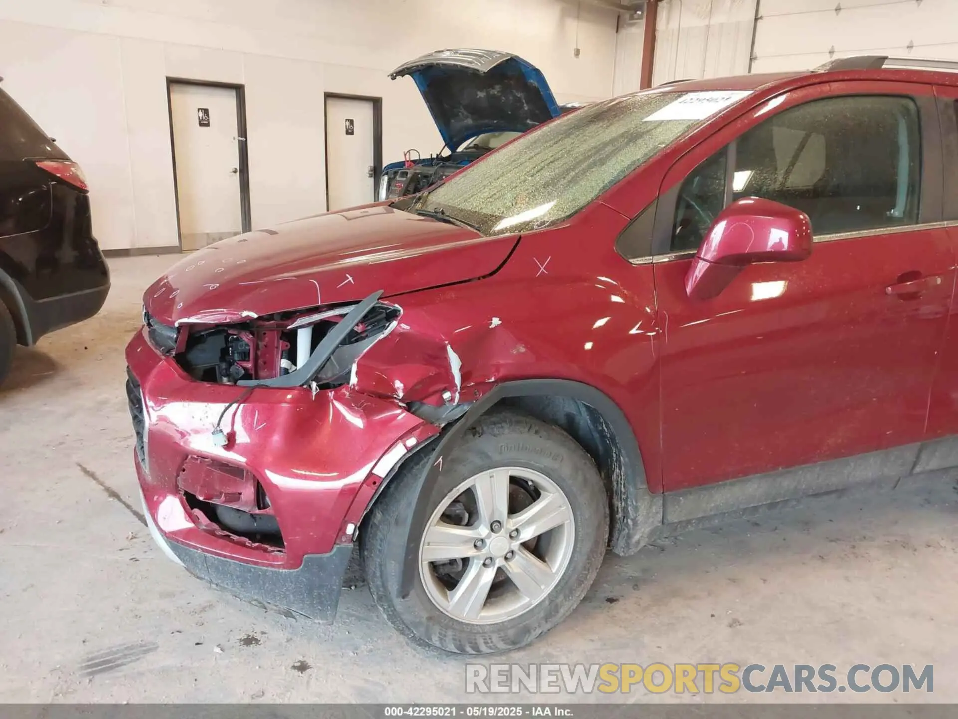 12 Photograph of a damaged car 3GNCJLSB5LL184957 CHEVROLET TRAX 2020