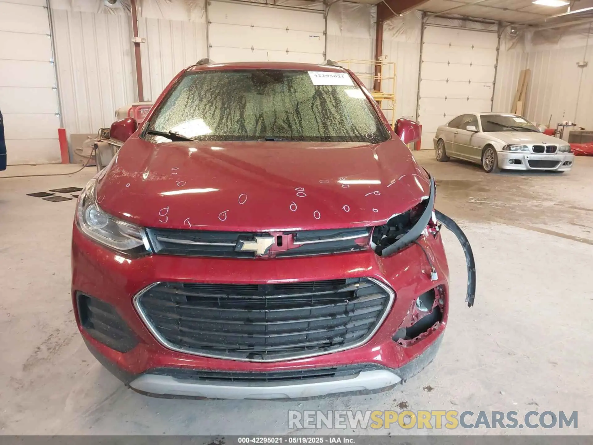 13 Photograph of a damaged car 3GNCJLSB5LL184957 CHEVROLET TRAX 2020