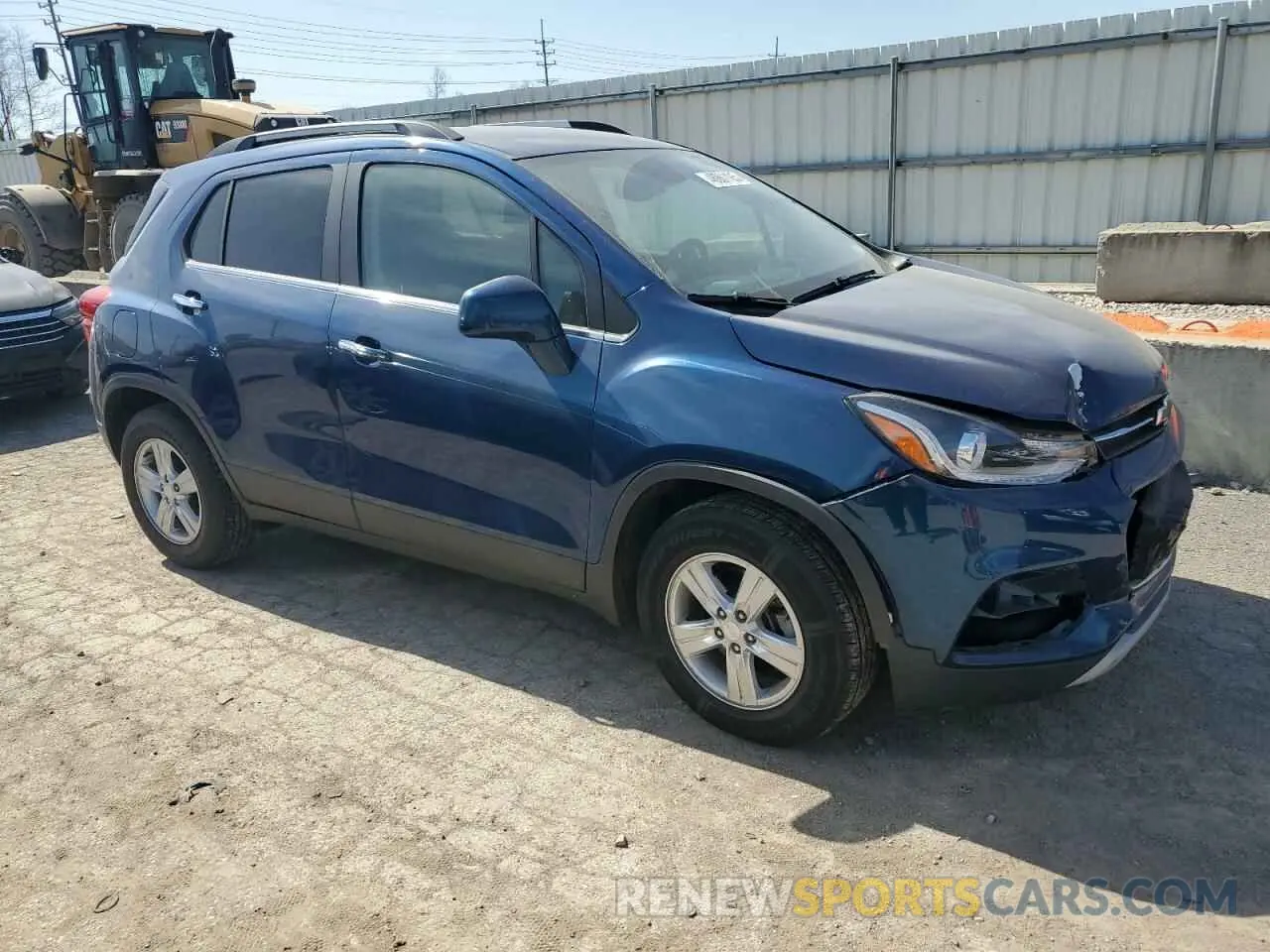 4 Photograph of a damaged car 3GNCJLSB5LL233042 CHEVROLET TRAX 2020